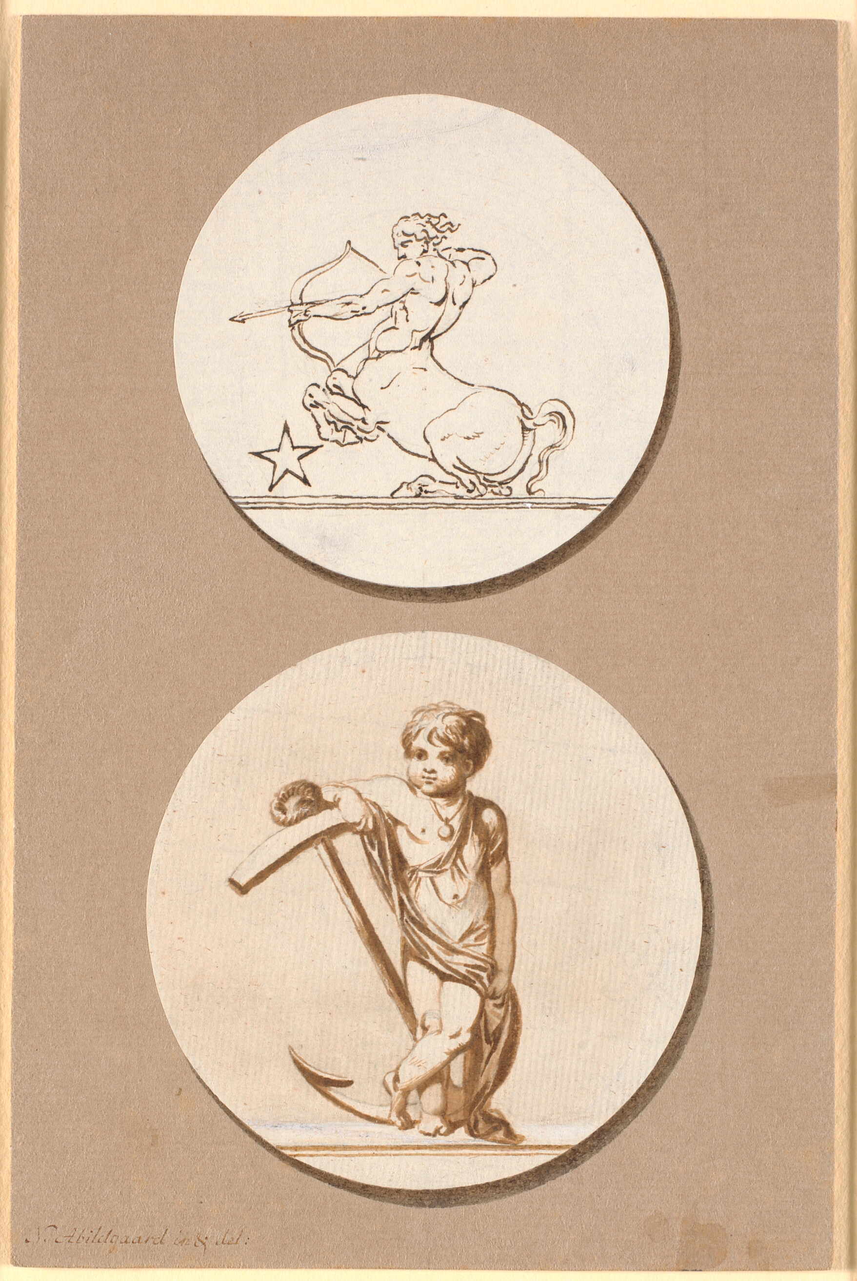 Udkast til to cirkelrunde relieffer, øverst en bueskydende centaur, nederst en lille dreng støttet til et anker