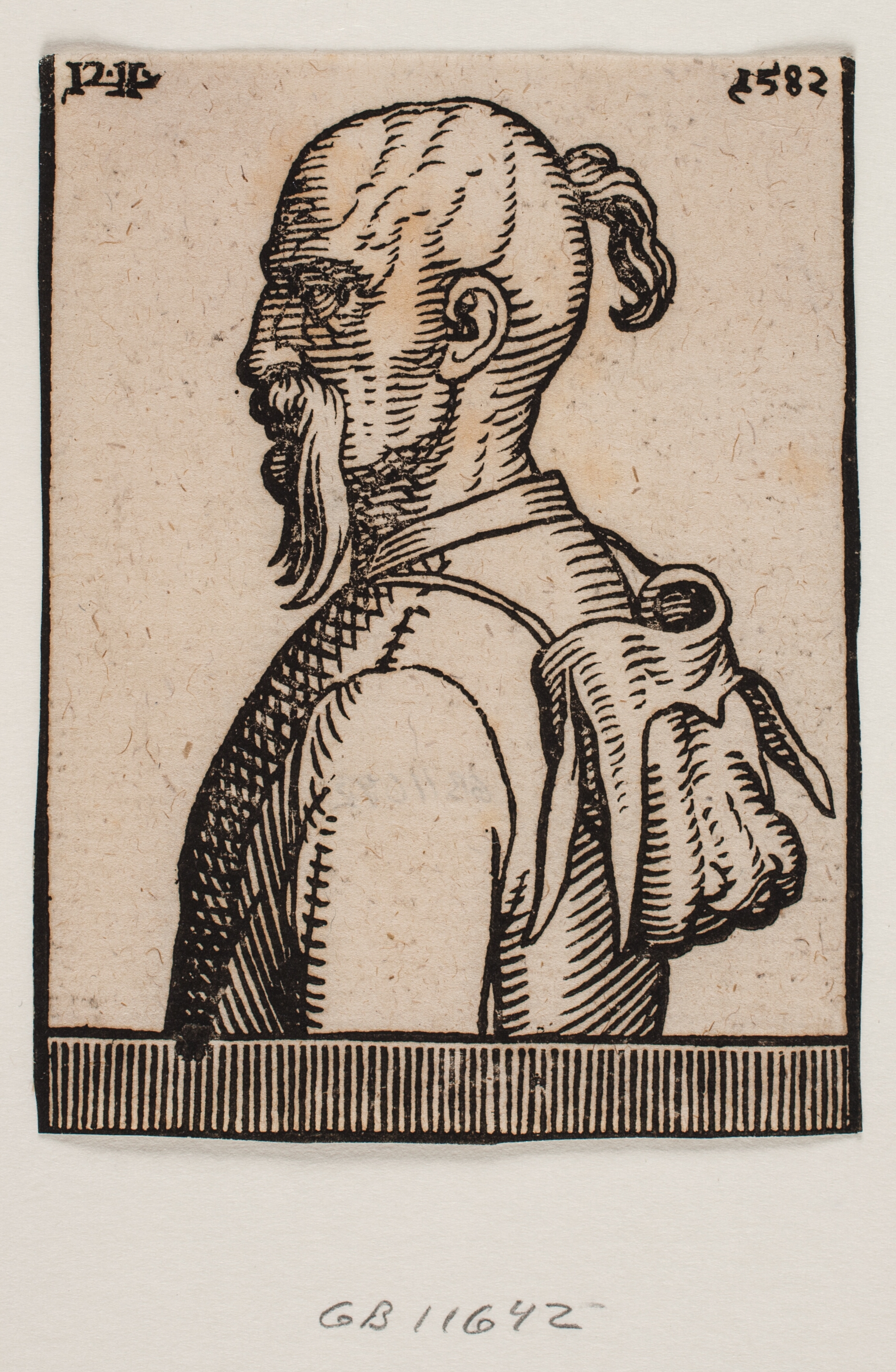 Brystbillede af mand med hængende moustache, hestehale og hat hængende i snor om halsen; profil t.v.