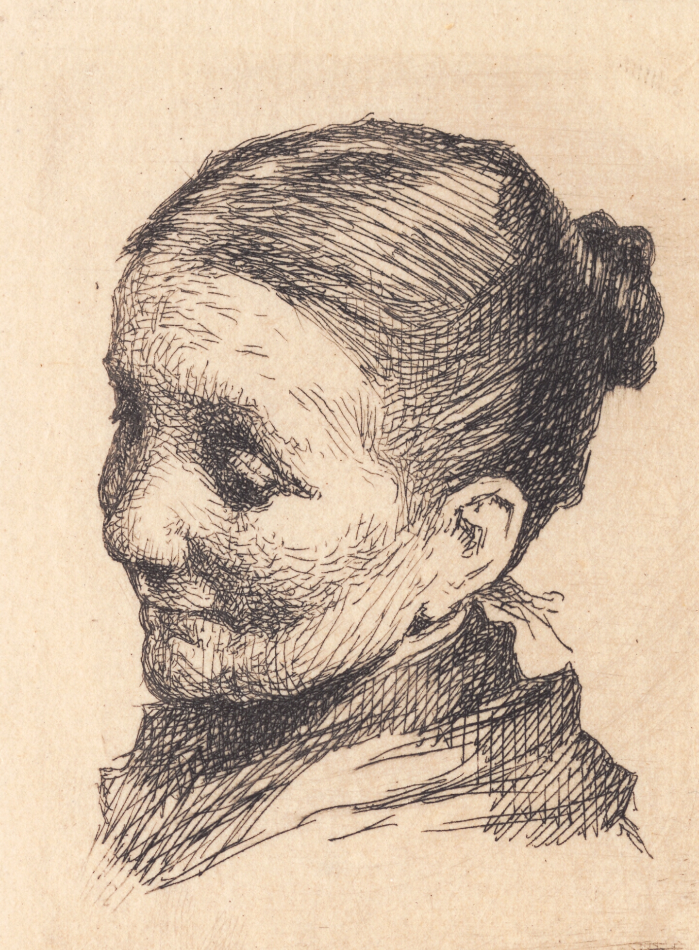 Hoved af en ældre kone, vendt mod venstre, med nedadrettet blik