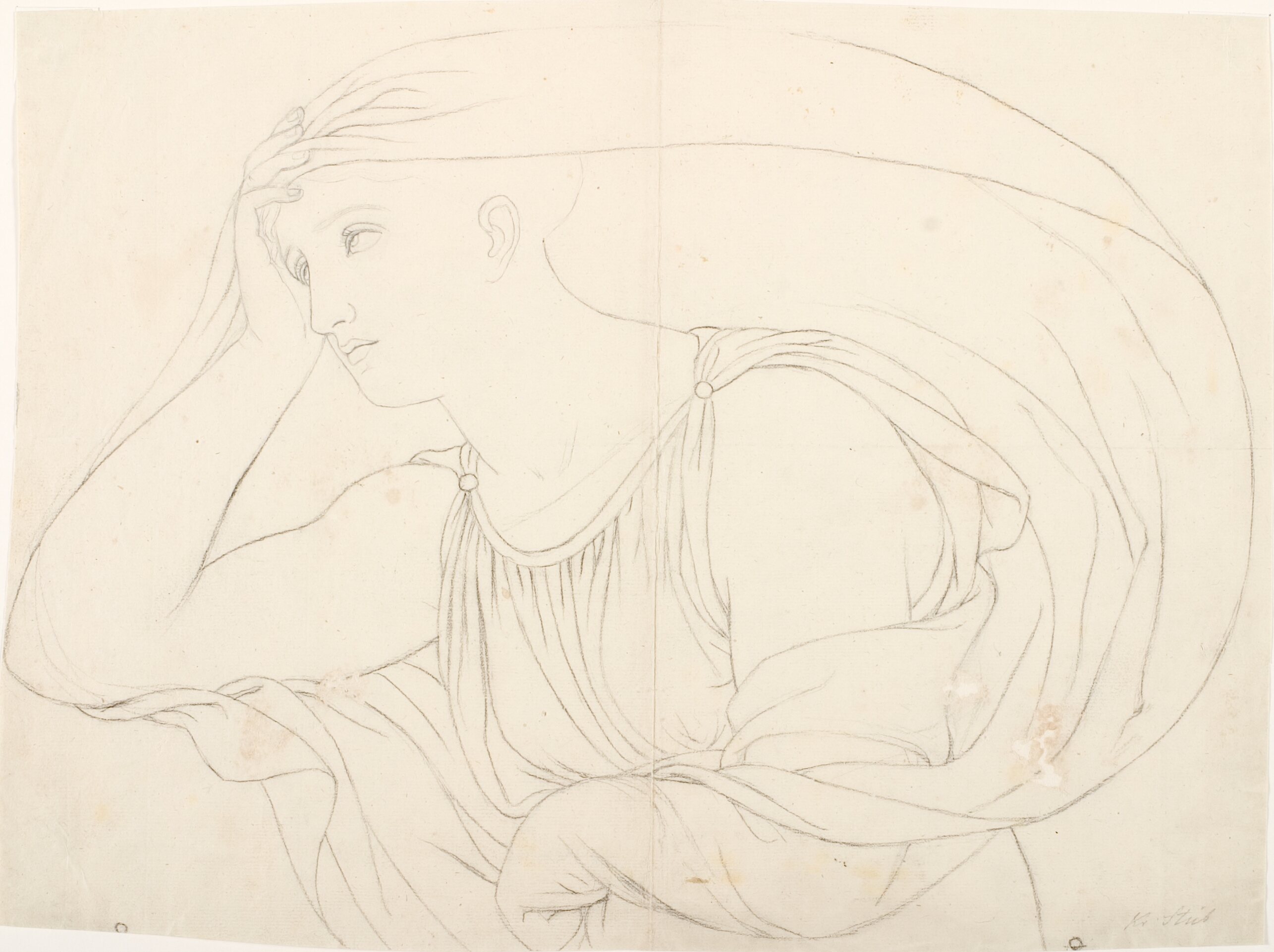 Alcyone ser ud over havet. Halvfigur