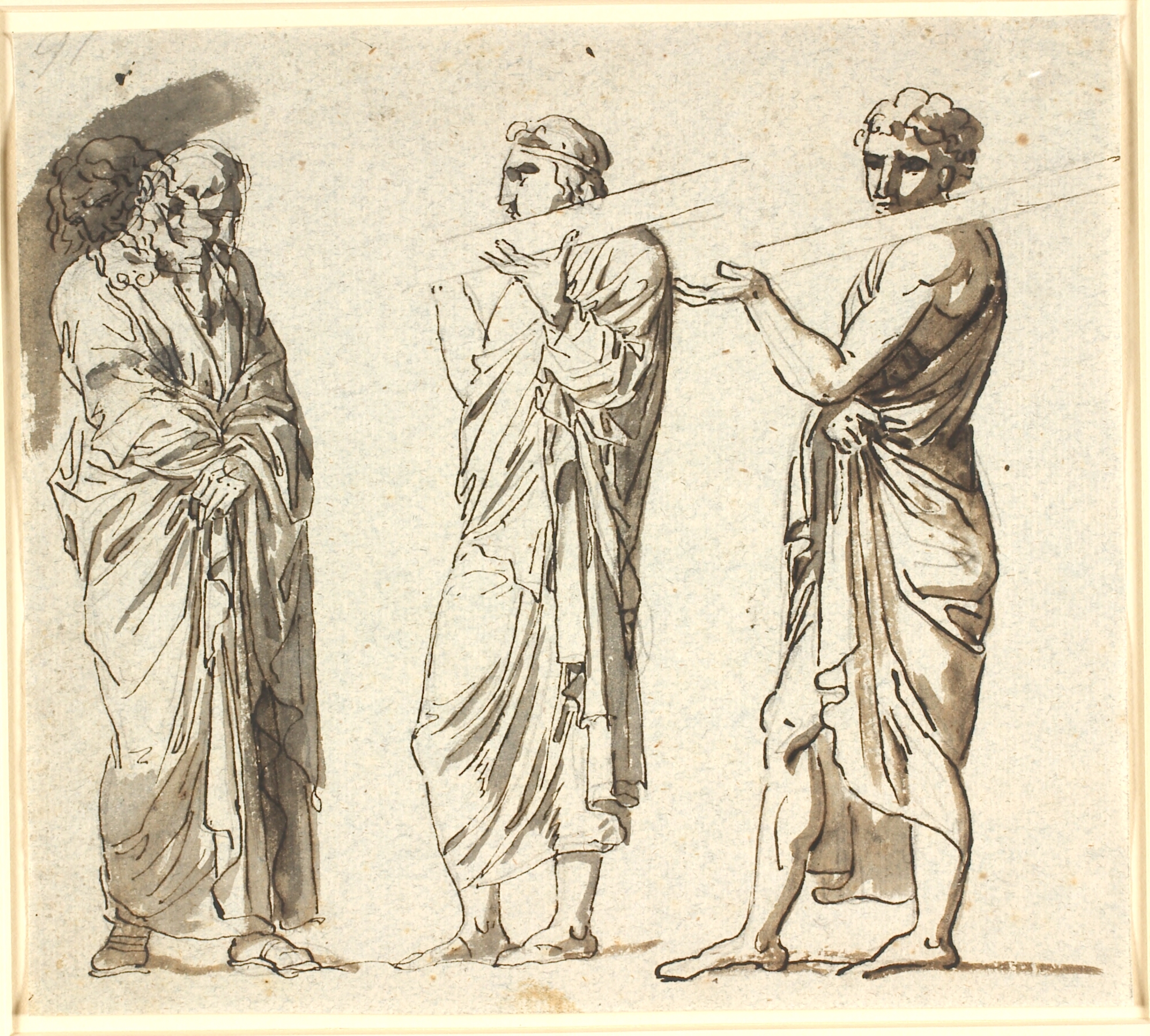 Tre stående mænd, de to yngre hver bærende en planke på skulderen, den tredje ældre i en eftertænksom stilling