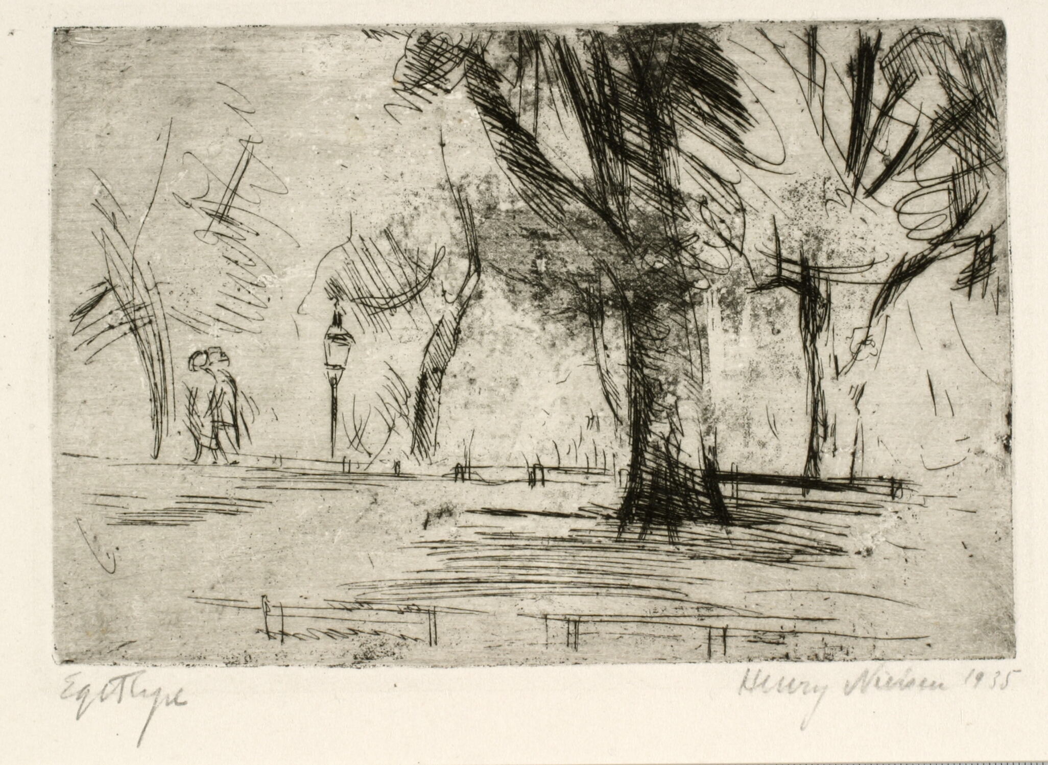 Park med to spadserende og lygte