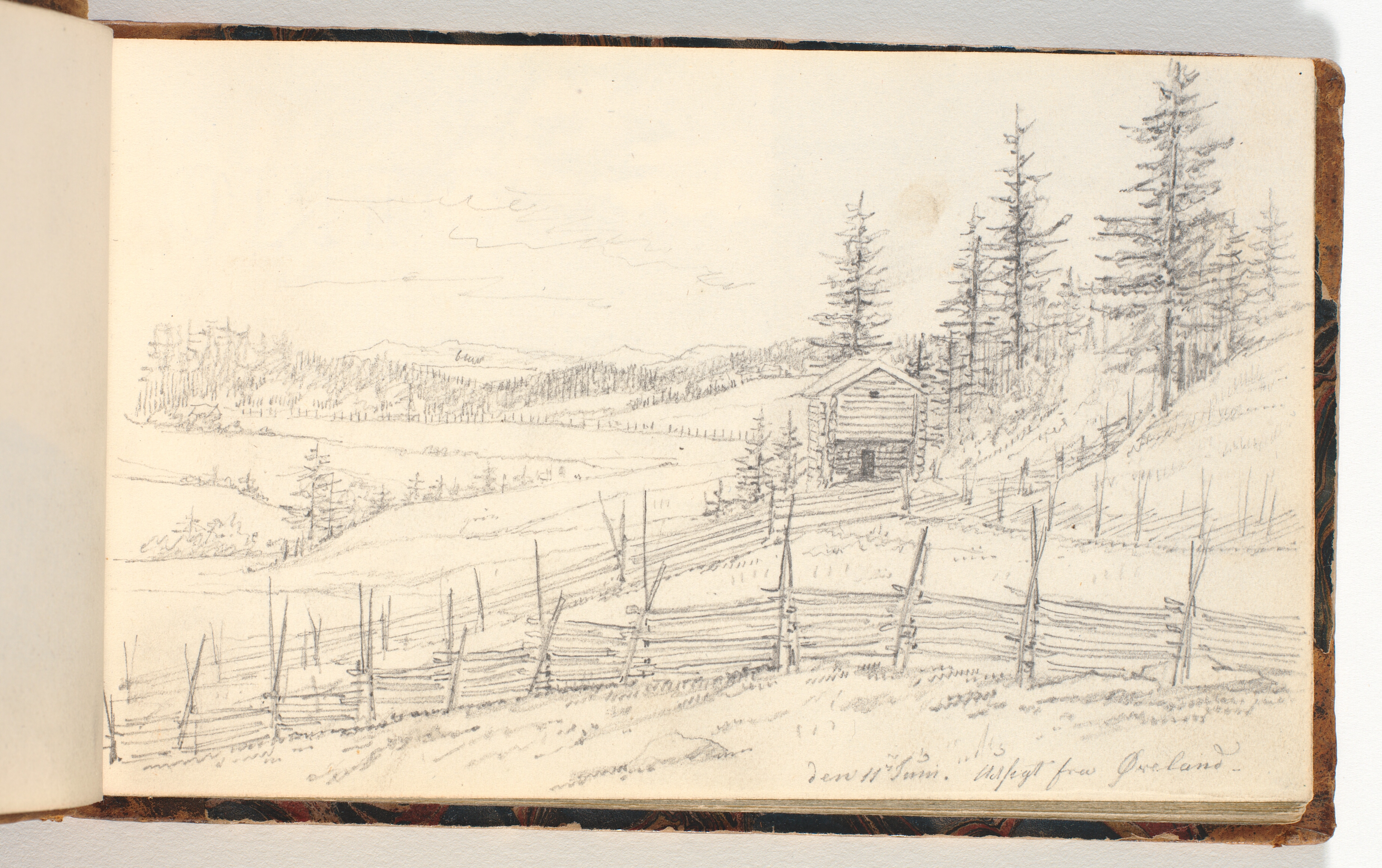 Landskab med marker og skov