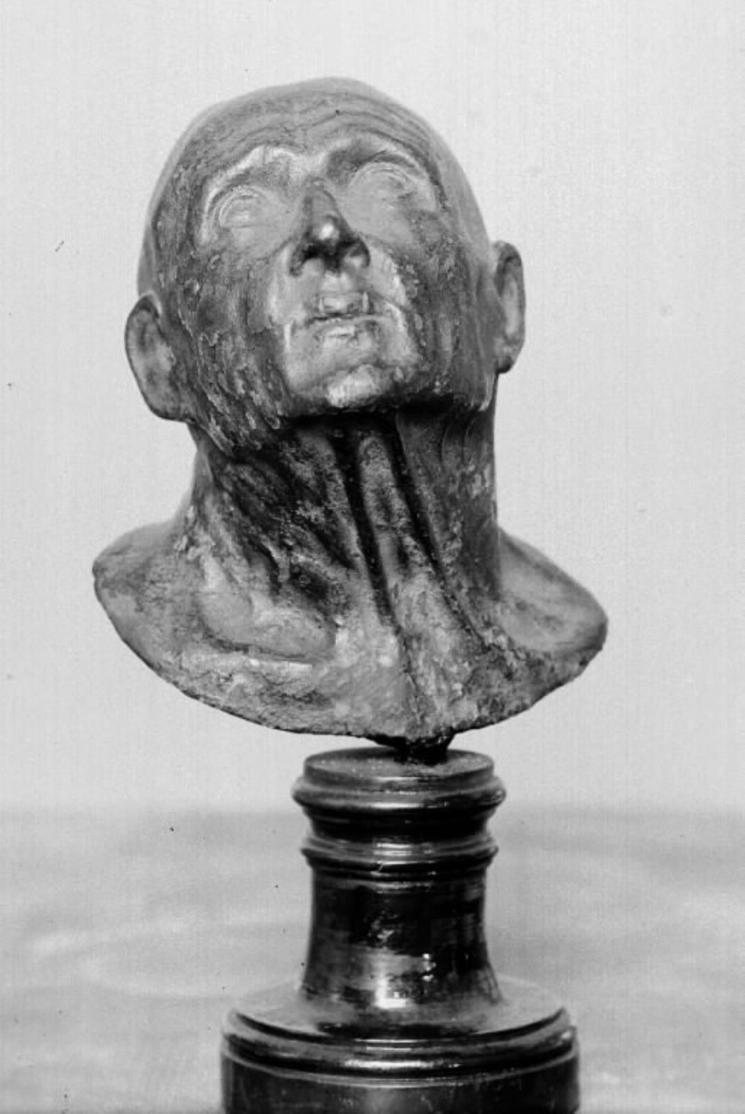 Hoved af en gammel mand