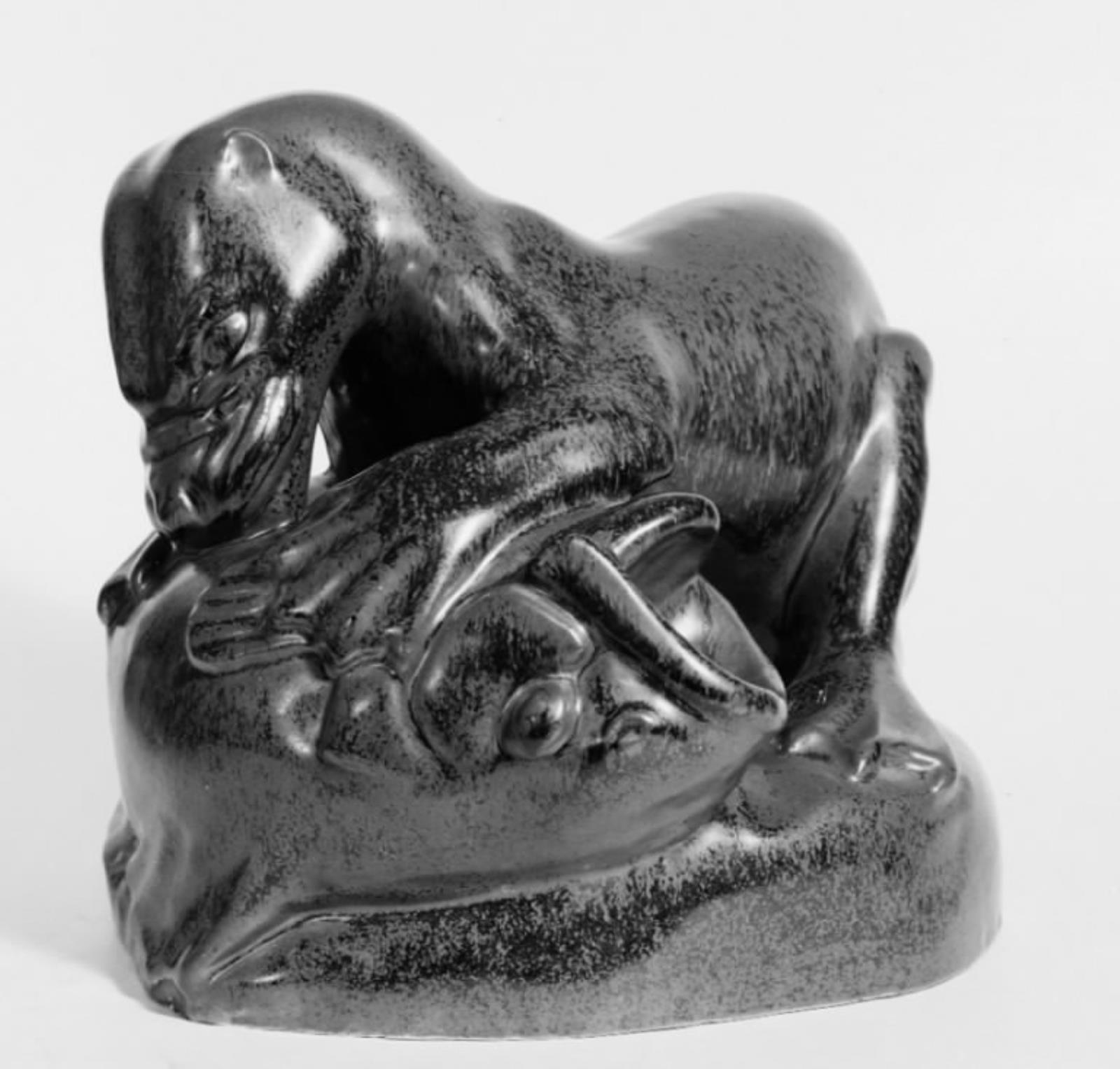 En odder, der æder en fisk, Hugo Liisberg, 1936