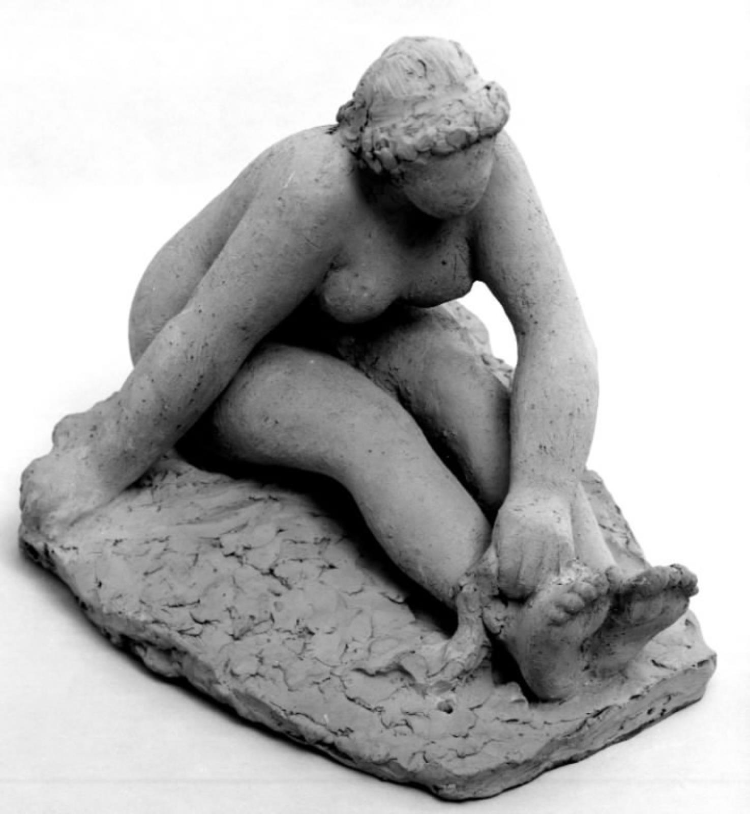Siddende pige, der tørrer sin fod, Gerhard Henning, 1930-1939