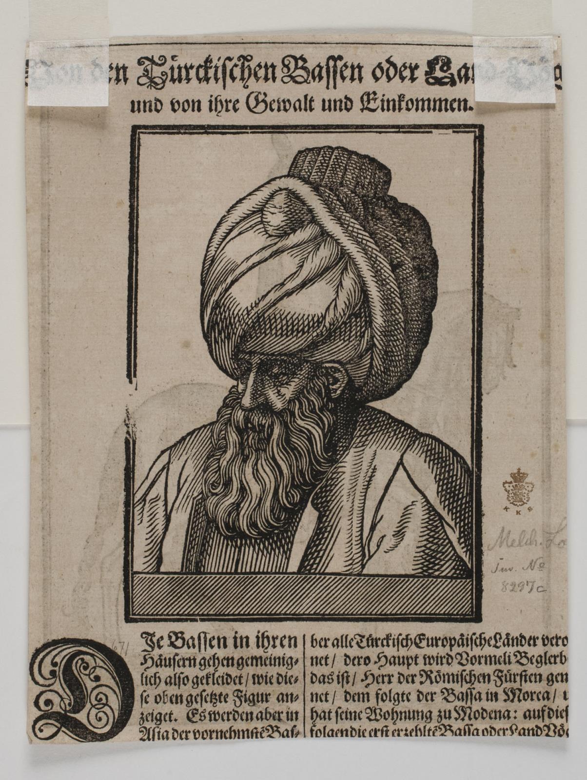 Brystbillede af mand med fuldskæg og turban, 3/4-profil t.v.