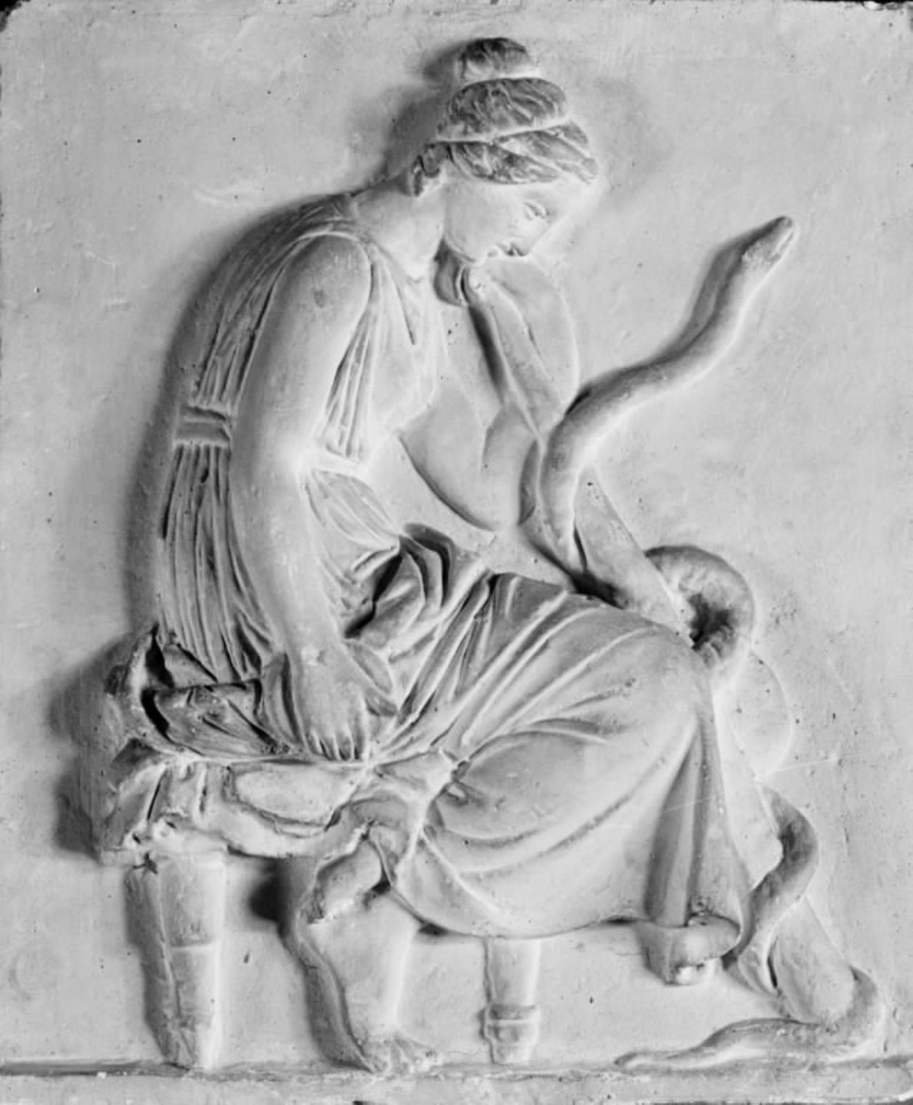 Hygæa, sundhedens gudinde, siddende med Asklepios' stav og slange